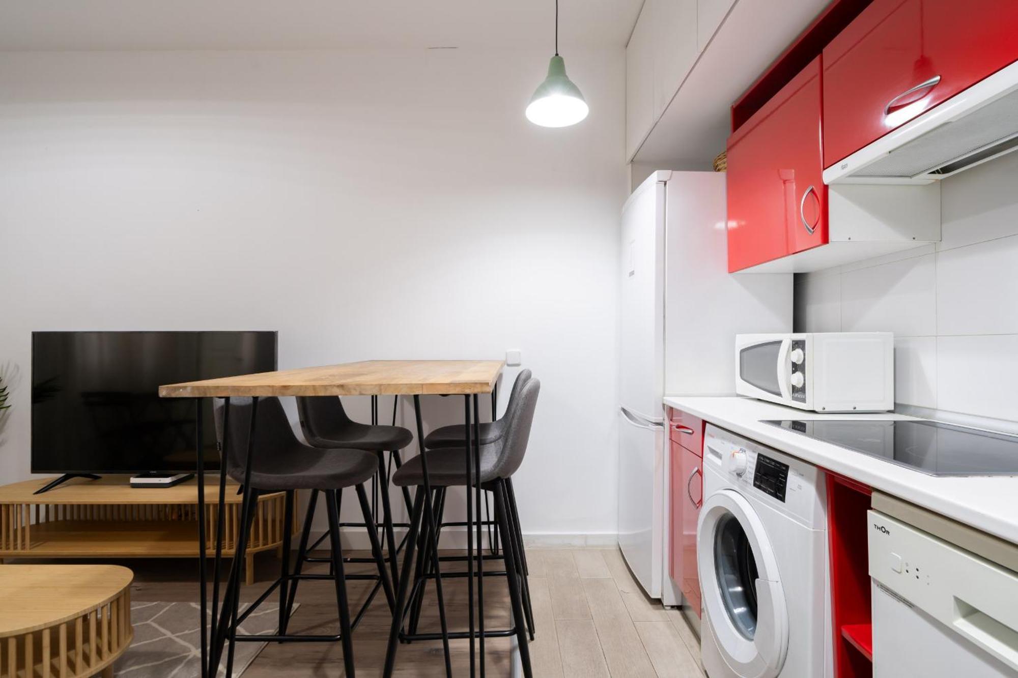 Apartamento En Chueca Para 4 Personas Alquiler Temporal Madrid Exteriör bild